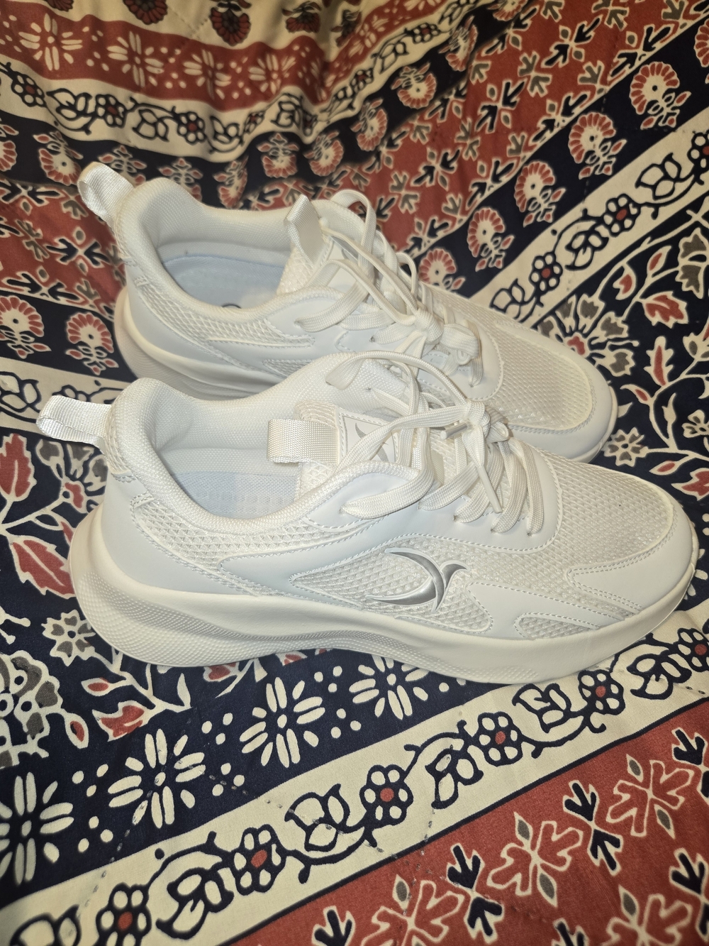 White Women’s Fashion Sneakers - Lightweight Athletic Style